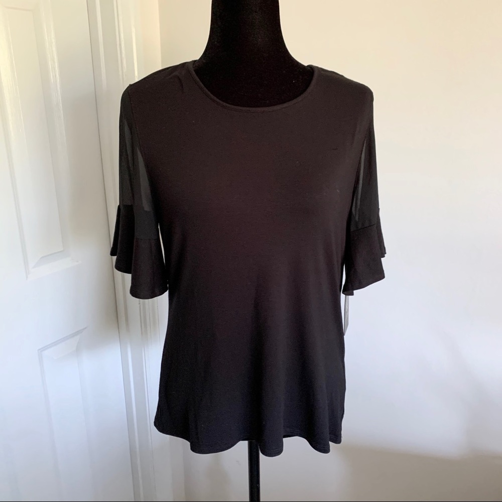 Flutter sleeve blouse